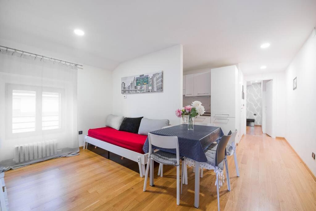 Apartament Esclusivo 60Mq In Centro Citta Mediolan Zewnętrze zdjęcie